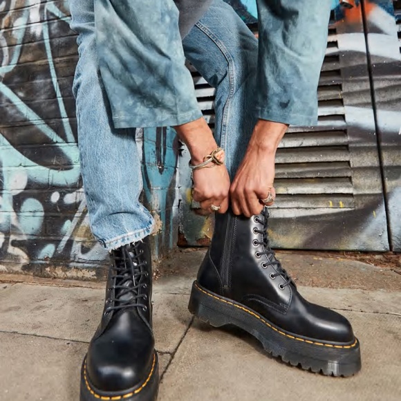 Doc Martens JADON Polished Smooth Boots, Size 9 NIB - Picture 8 of 11